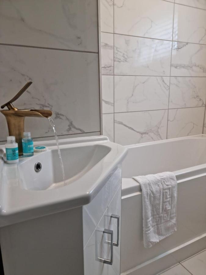 Remarkable 3-bed In Appartement Londres